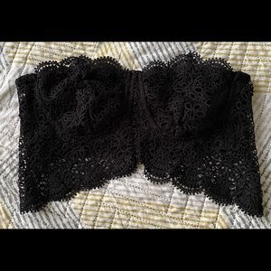 Crotchet/Lace Crop Top•size Large